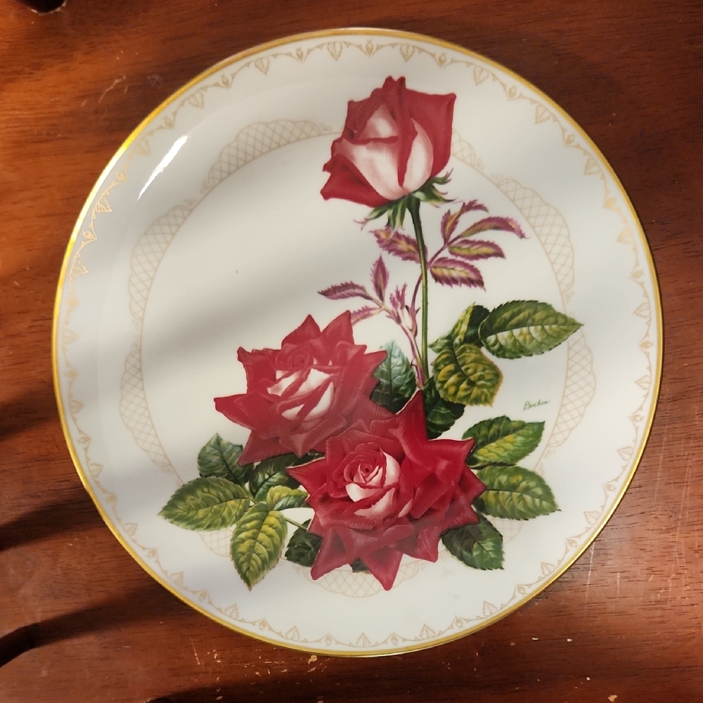 Boehm Elegant Rose Design Plate